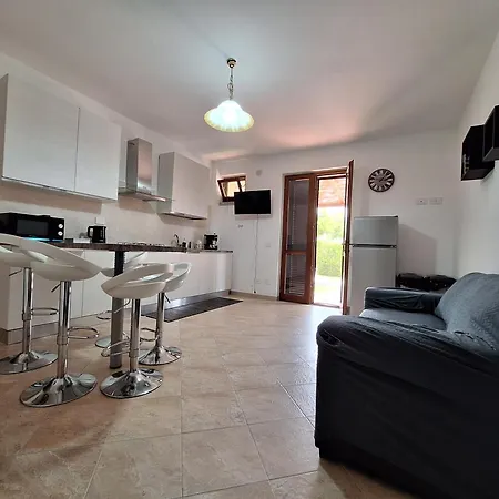 Apartment Tre Cerri Di Zanaboni Franca *